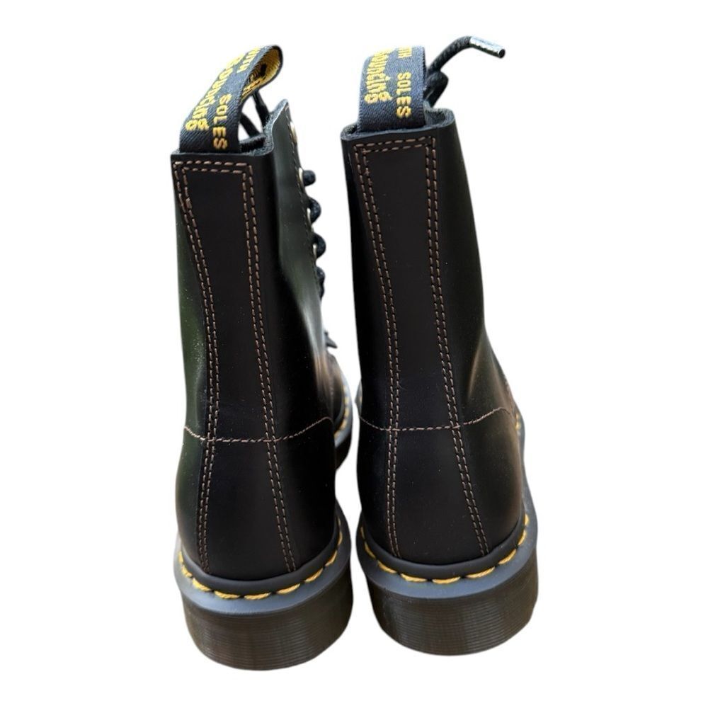 Dr. Martens 1460 Pascal Abruzzo
Boots. BNWT black classic boots. Size 7. - Picture 11 of 12